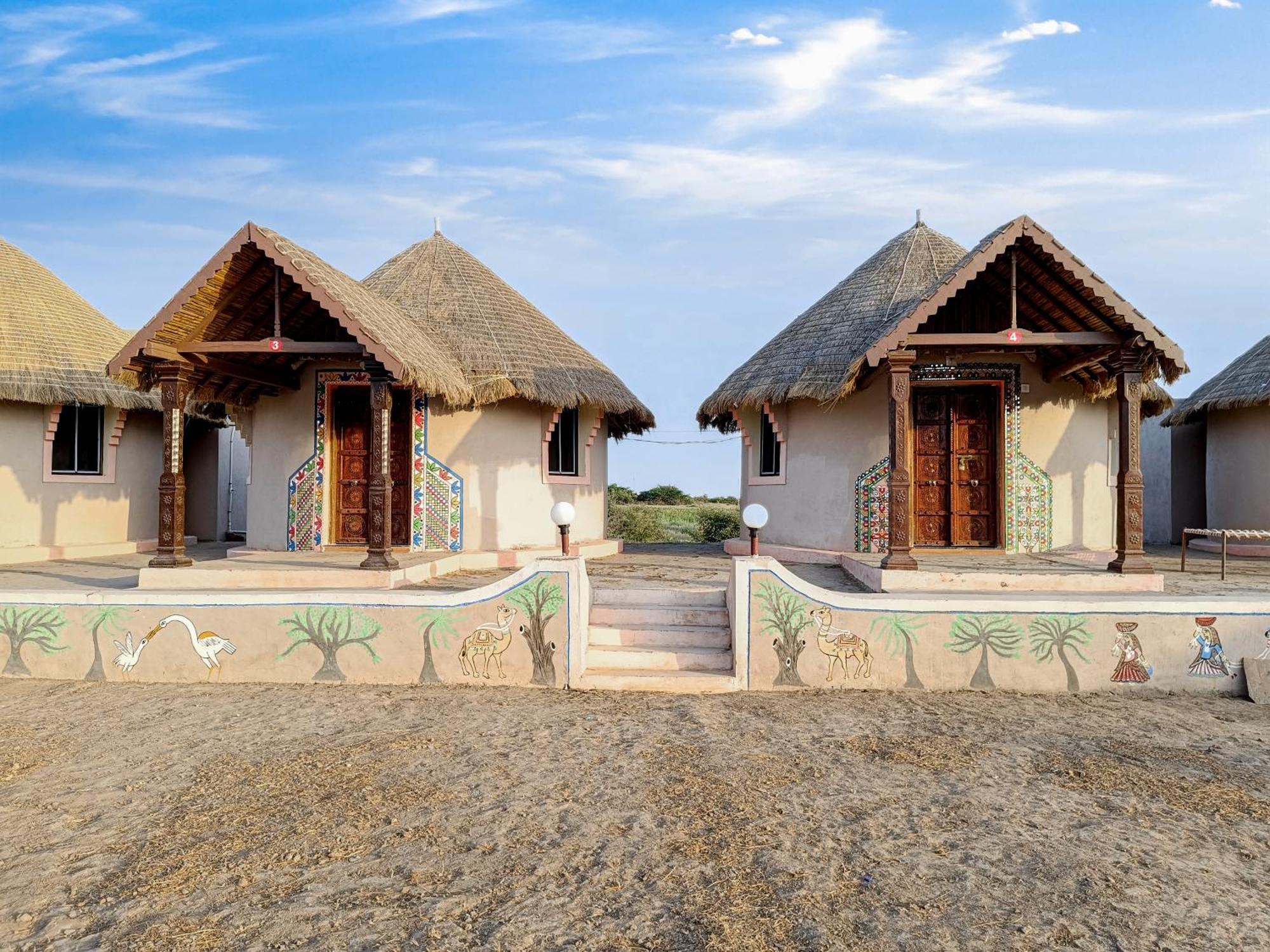 Dholavira Village Resort Luaran gambar