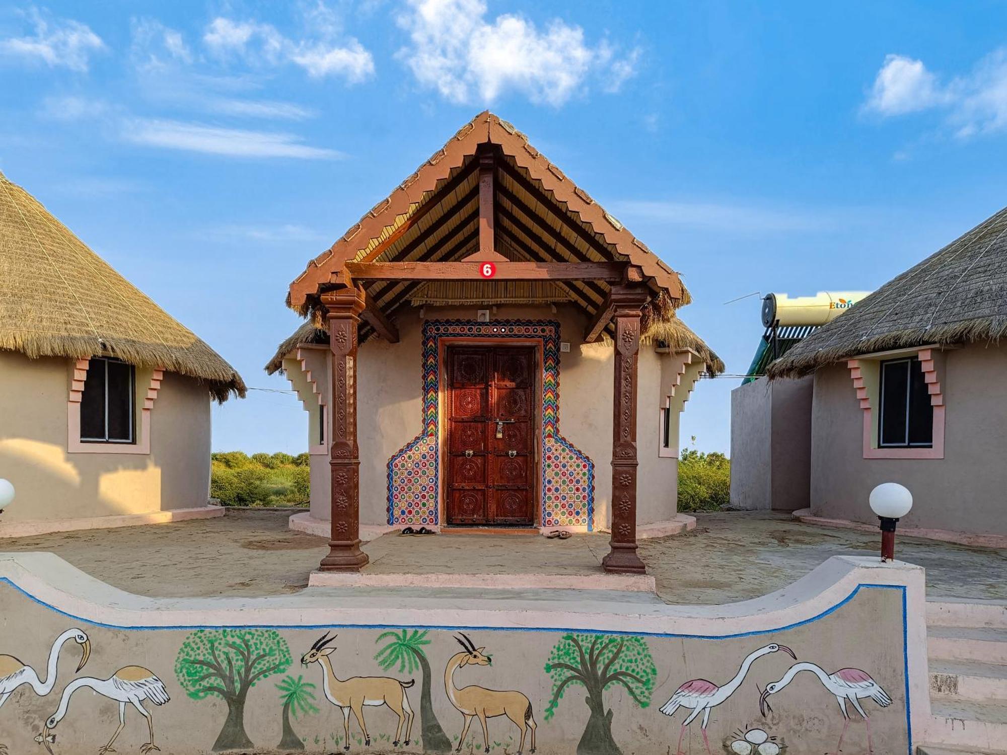 Dholavira Village Resort Luaran gambar